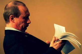 أطراس- في داخل عقل بوتين