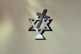 تراث اليهودية-المسيحية : حقيقة تاريخية أم تعويذة أيديولوجية؟