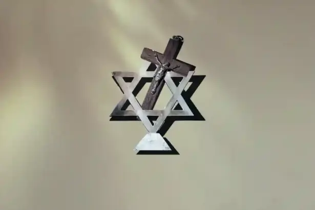 تراث اليهودية-المسيحية : حقيقة تاريخية أم تعويذة أيديولوجية؟